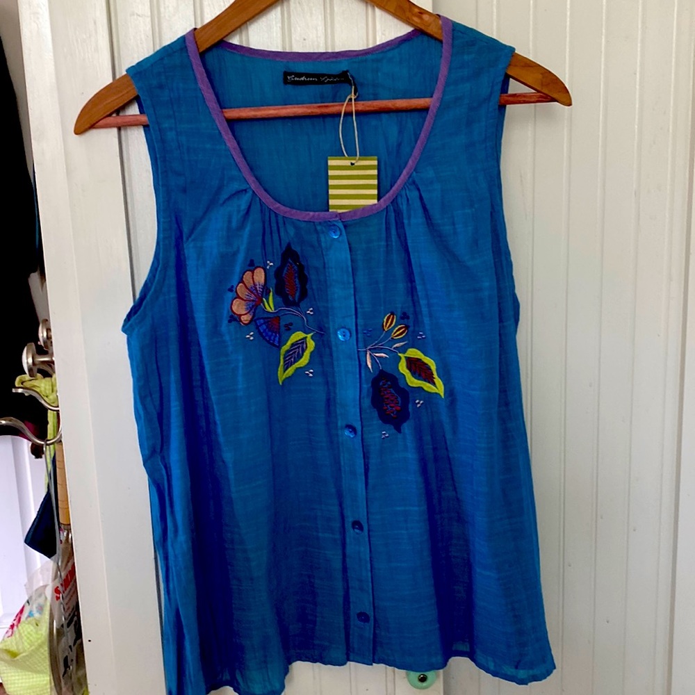 Gudrun Sjoden Cotton Embroidered Blouse.  Small.  Easy care.